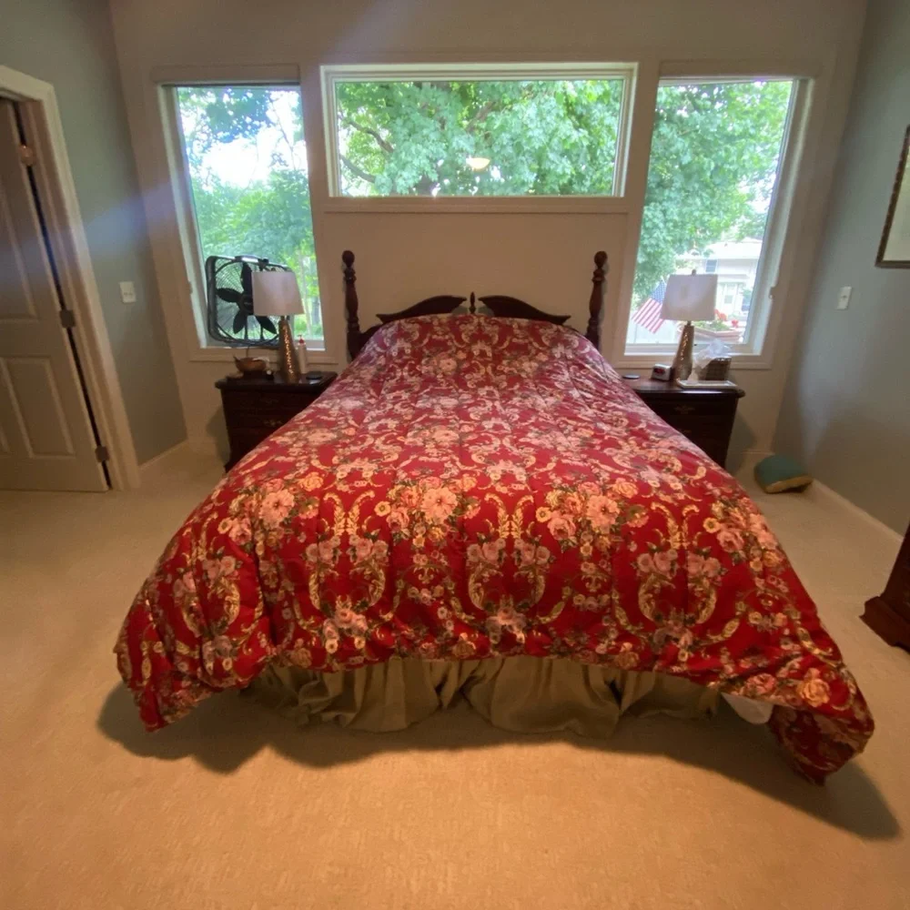 Ralph Lauren Marseilles Danielle red floral reversible comforter.  Estate item.